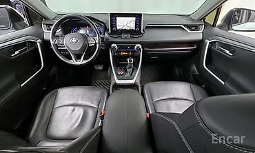 продам рав 4 гибрид: Toyota RAV4: 2021 г., 2.5 л, Вариатор, Гибрид, Кроссовер — 8