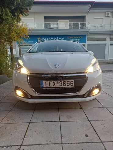 Peugeot: Peugeot 208: 1.2 l. | 2017 έ. 128000 km. Χάτσμπακ — 4