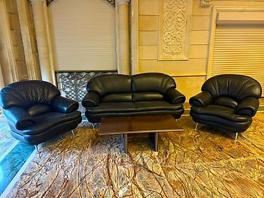 heyvan alqi satqisi: Afa✅Koha divan Desti 550 AZN satılır
Unvan wuvelan gulculuk*AFA 0681 — 1