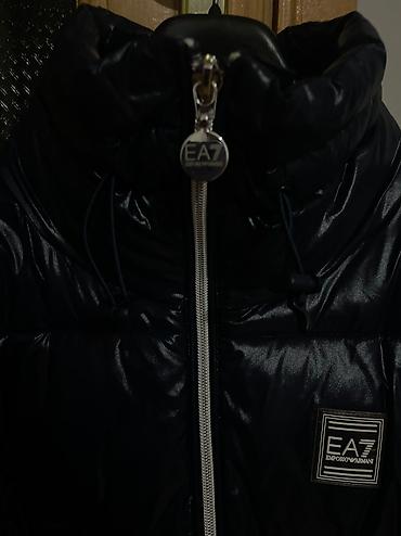 Üst geyimi: Emporio Armani, S — 2