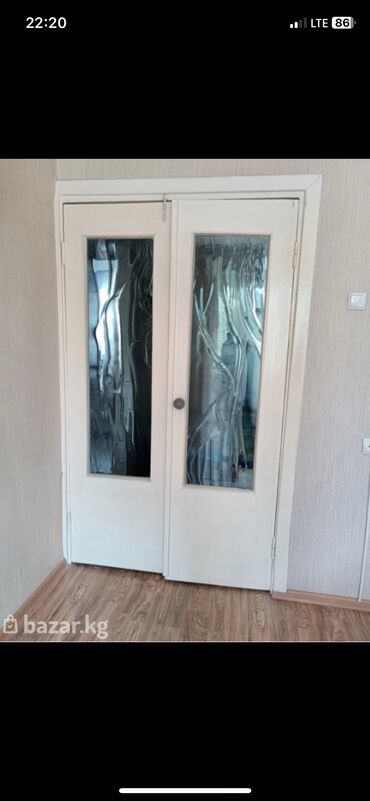 бу алтын шакек: Деревянная межкомнатная дверь 🚪, двойная распашная с коробом, стекла