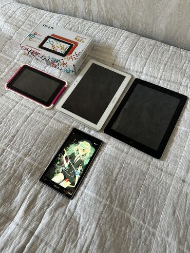 Планшеты: Планшет, Samsung, память 64 ГБ, 9" - 10", Wi-Fi, Б/у, Классический цвет - Черный