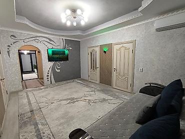 с хранения: Продаётся частный дом с навесом и благоустроенным двором. Мебель — 10