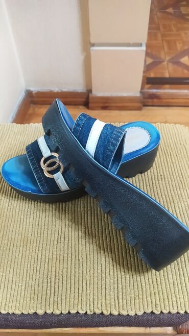 Домашние тапочки: Домашние тапочки, 37.5, Б/у, цвет - Синий — 8