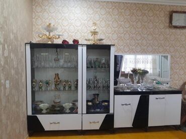 угловой шкаф в гостиную: Б/у, Нет кредита, Азербайджан