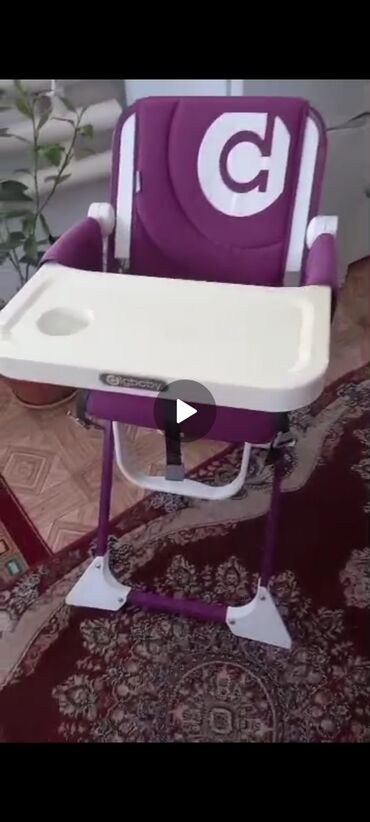 детские стулы: Стульчик для кормления Б/у