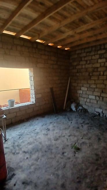 Həyət evləri və villalar: Satışa yarımçıq tikili ev təqdim olunur. Şəkillərdən göründüyü kimi — 5