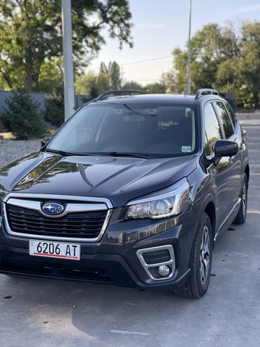 салон машина: Subaru Forester: 2018 г., 2.5 л, Вариатор, Бензин, Кроссовер