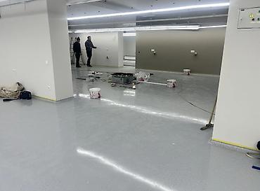 Напольные работы: Стяжка пола, Реставрация разного типа пола, Шлифовка пола Больше 6 лет опыта — 18