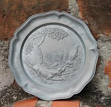 Stare vaze i dekor: LOVAČKI motivi Pas, Prepelica, ukrasni tanjiri, žig 22,5 cm!. Cena za — 2