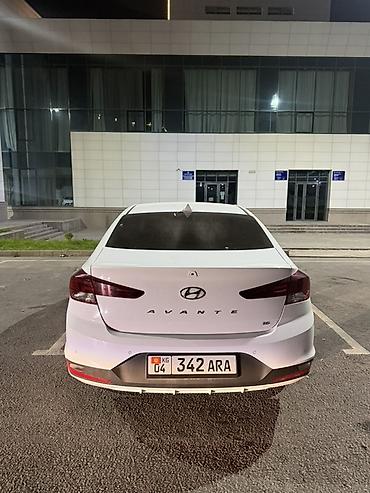 ващ 2109: Hyundai Avante: 2018 г., 1.6 л, Бензин, Седан — 2