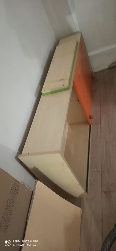 Парты: Все б/у по хорошей цене район көк жар круговой — 3