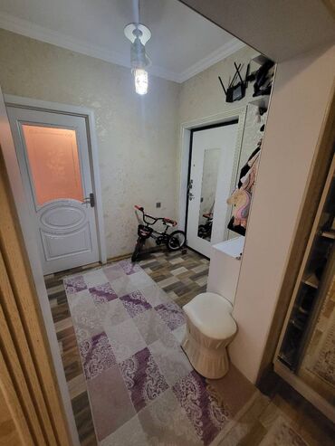 sumqayıt bulvar: Sumqayıt, 4 otaqlı, Köhnə tikili, 90 kv. m