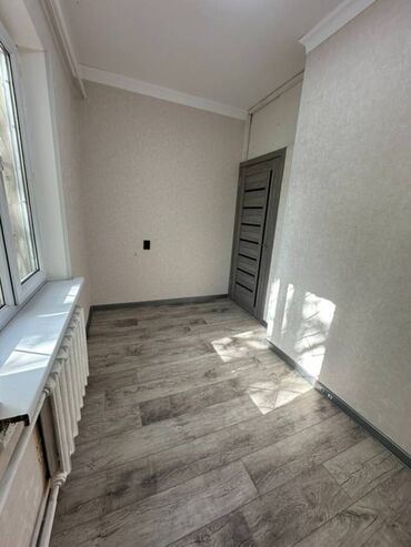 однокомнатная квартира восток 5: 1 комната, 34 м², 105 серия, 1 этаж, Евроремонт