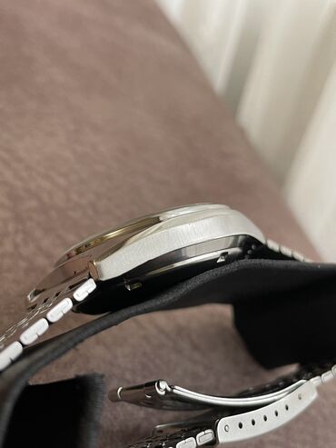 Qol saatları: İşlənmiş, Qol saatı, Orient, rəng - Qızılı — 6