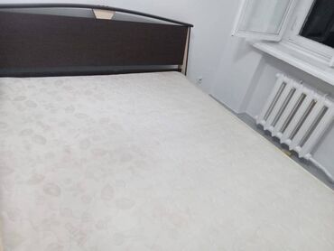 купить кровать с матрасом полуторка: Продам кровать 1,5 спальную размеры 160х205, в хорошем состоянии