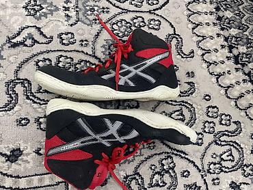 Спорт и хобби: ASICS MATFLEX борцовки, высокие. - Модель: ASICS Matflex (надпись — 1