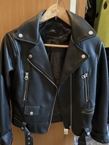 зара куртки женские: Куртка S (EU 36), M (EU 38), XL (EU 42), цвет - Черный