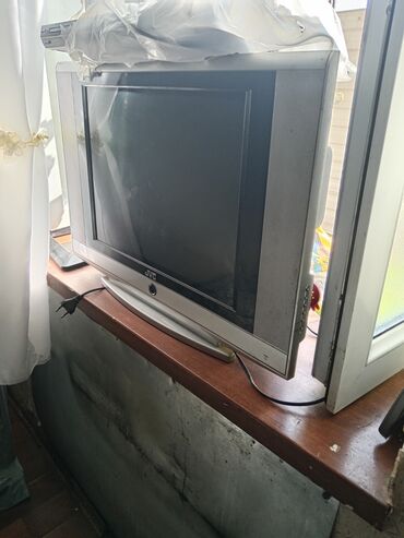 sadece tv: Telwvizor isleyir hec bir problemi yoxdur Sadece artiqdir