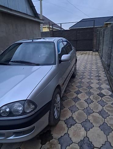 моринги: Toyota Avensis: 1999 г. — 4
