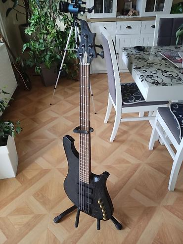 Gitare: R Custom Le Fay 5-žična bas gitara – kopija - Konstrukcija: ručni — 8