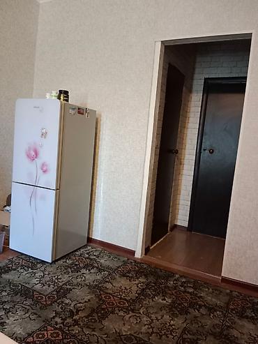 Продажа коттеджей и домов: 6 комнат жер уй сатылат. Короо тосулган чон зал, спальный, детский — 9