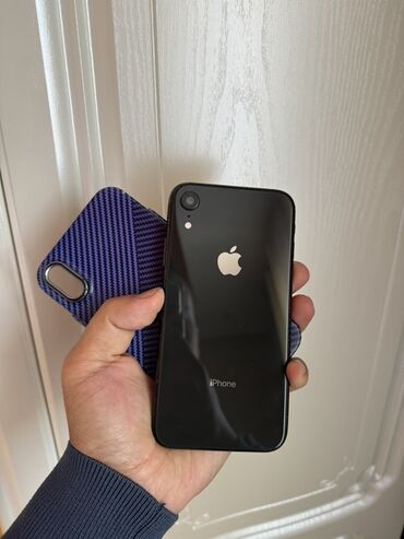 сколько стоит компьютер apple: IPhone Xr, Колдонулган, 128 ГБ, Кара, Каптама, 81 %