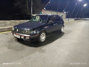 volkswagen r17: Volkswagen Golf: 1.4 l | 1994 il Hetçbek