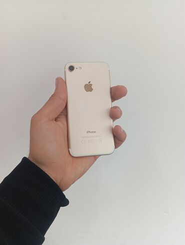 Apple iPhone: IPhone 7, 32 GB, Natural Titanium, Barmaq izi