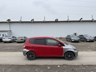 машина за 10000: Honda Fit: 2002 г., 1.3 л, Вариатор, Бензин, Хэтчбэк