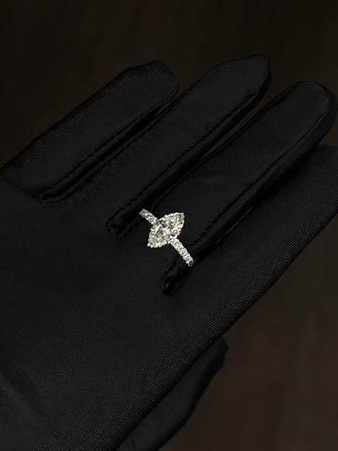 чехол заказ: Кольцо Маркиз Ощущение роскоши и королевского стиля: Эта огранка — 6