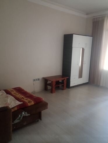 Uzunmüddətli kirayə mənzillər: Mənzil35 kv ailiye verilir er arvad ve yahud ana bala ve yahud bir — 6