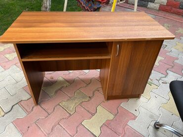 argon svarka aparat: Düz masa, Polkalı, Siyirməsiz, Teksturalı laminat