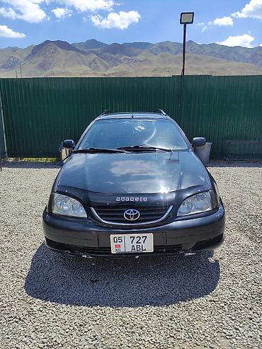 универсал 210: Toyota Avensis: 2001 г., 1.8 л, Механика, Бензин, Универсал — 4