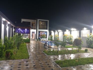 gence gulustan qesebesinde evler: Hovuzlu, geniş həyətə malik iki mərtəbəli bağ evi - Mərmər üslublu