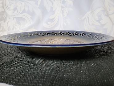 Ostali antikviteti: Dekorativni tanjir 1920 do 1950g.original nemacka majolika. Deko — 10