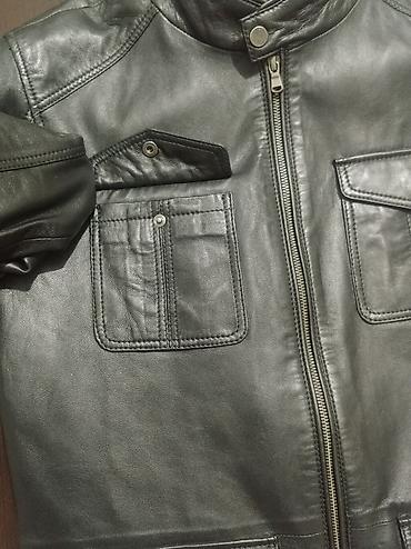 Kurtkalar: Derimod kişi dəridən gödəkçə – ölçü M - Rəng: qara - Material: həqiqi — 2