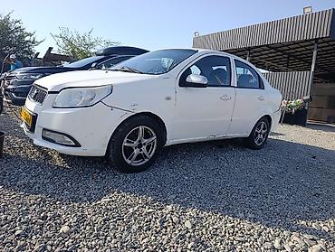 Другие автомобили: Газ бензин на обычных номерах Белый компактный седан (4 двери) с — 2