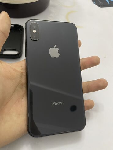 Apple iPhone: IPhone X, Б/у, 64 ГБ, Черный, Зарядное устройство, Защитное стекло, Чехол, 100 %