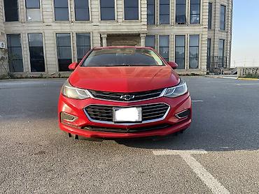 Chevrolet: Chevrolet Cruze Hatchback – Qırmızı rəng Model: Chevrolet Cruze — 1