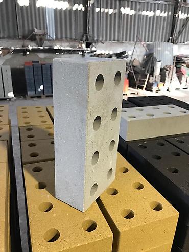 Облицовочный кирпич: Кирпич облицовочный, гиперпрессованный, супергладкий, основа — 26