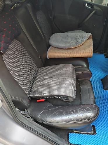 Продажа авто: Mercedes-Benz A-Class: 1999 г., 1.4 л, Автомат, Бензин, Хэтчбэк — 5