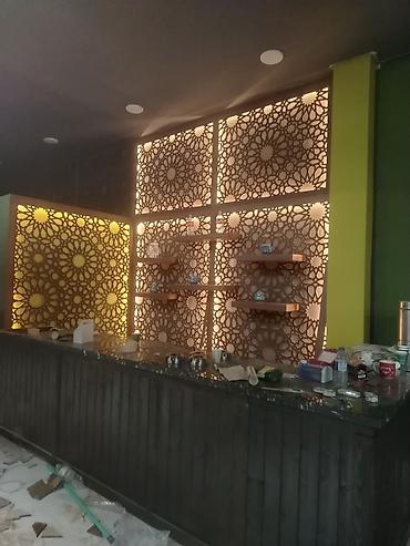 kafe mebeli: Kafe/restoran üçün interyer dəsti Təsvir: - Bar stendi: Tünd rəngli — 1
