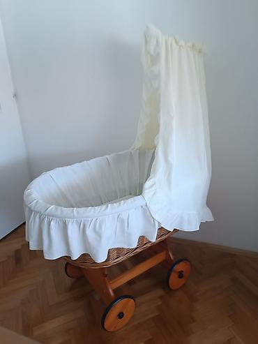 Pletena kolevka sa postoljem za bebe. Izrađena od 100% prirodnih i na lalafo.rs — 2 Pletena kolevka sa postoljem za bebe. Izrađena od 100% prirodnih i — 2