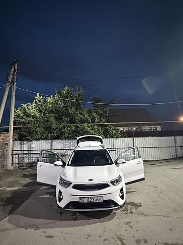 Продажа авто: Kia Stonic: 2019 г., 1.6 л, Автомат — 4
