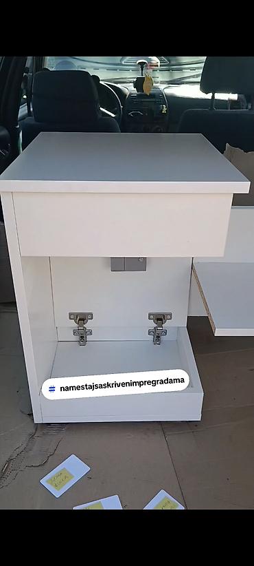Dressers: -Ormaric sa skrivenim pregradama se se moze izraditi od materijala kao — 3