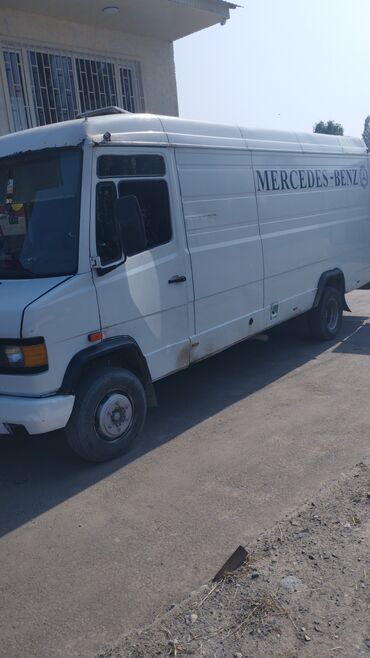 ящик для фур: Легкий грузовик, Mercedes-Benz, Стандарт