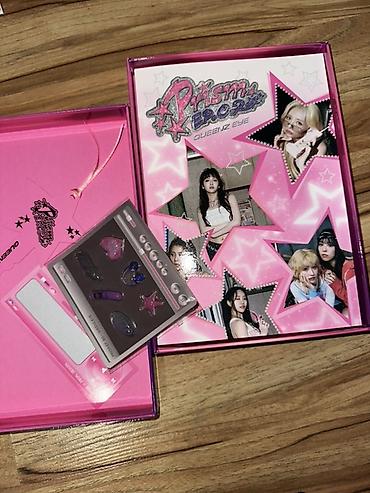 Kasete, CD i DVD: K‑pop set: magazini, albumi, stikeri i sitni merch Prodajem svoje — 31