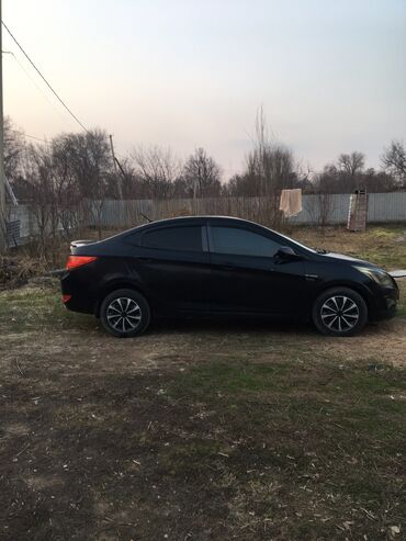 Hyundai: Hyundai Solaris: 2016 г., 1.4 л, Механика, Бензин, Седан — 12