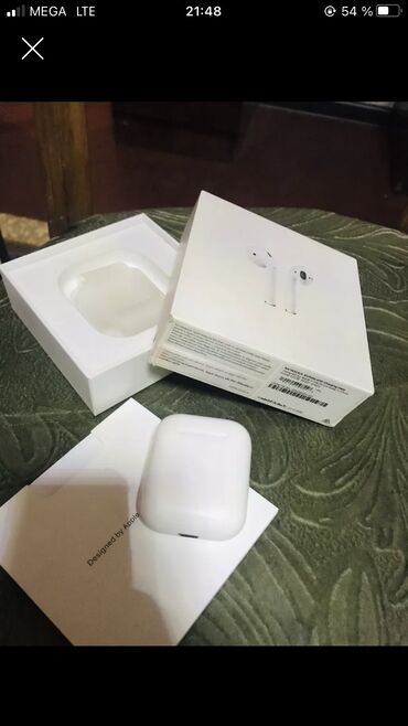 naushniki apple airpods 2: Срочно продам оригинальный AirPots2 
цена 6500сом торг имеется